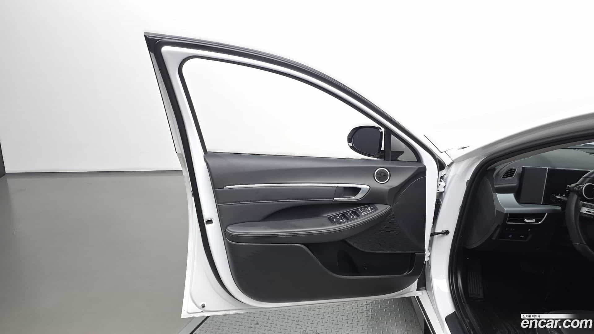Sonata Hyundai 2026.0-INNER-034