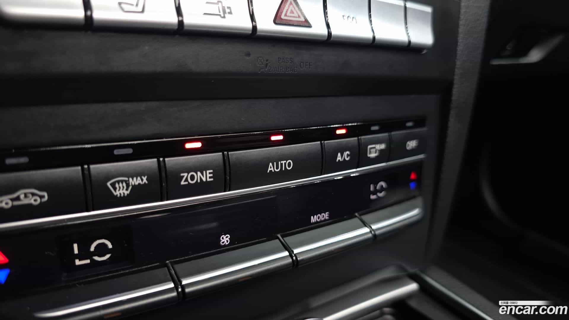 E-Class Mercedes-Benz 2014.5-OPTION-020