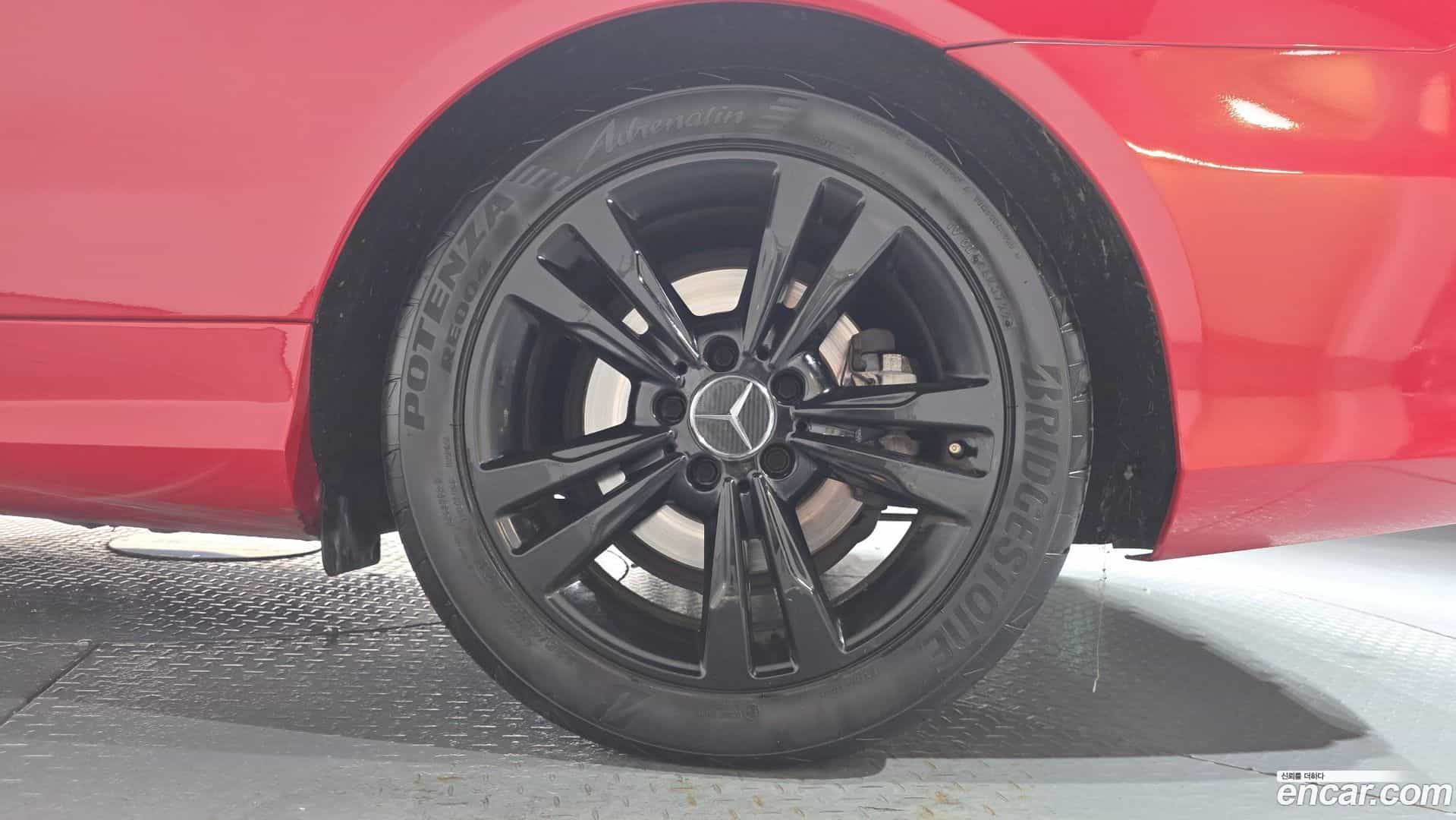 E-Class Mercedes-Benz 2014.5-OUTER-031