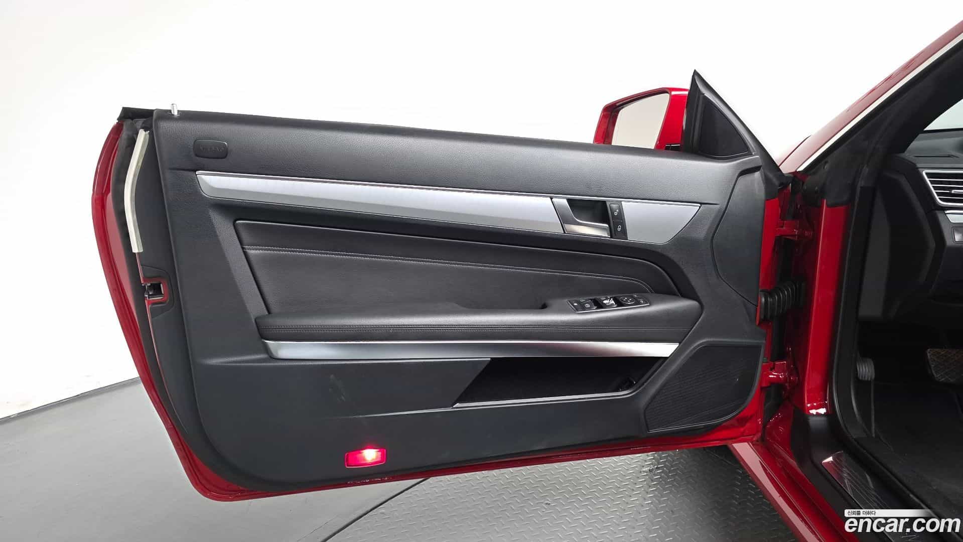 E-Class Mercedes-Benz 2014.5-INNER-034