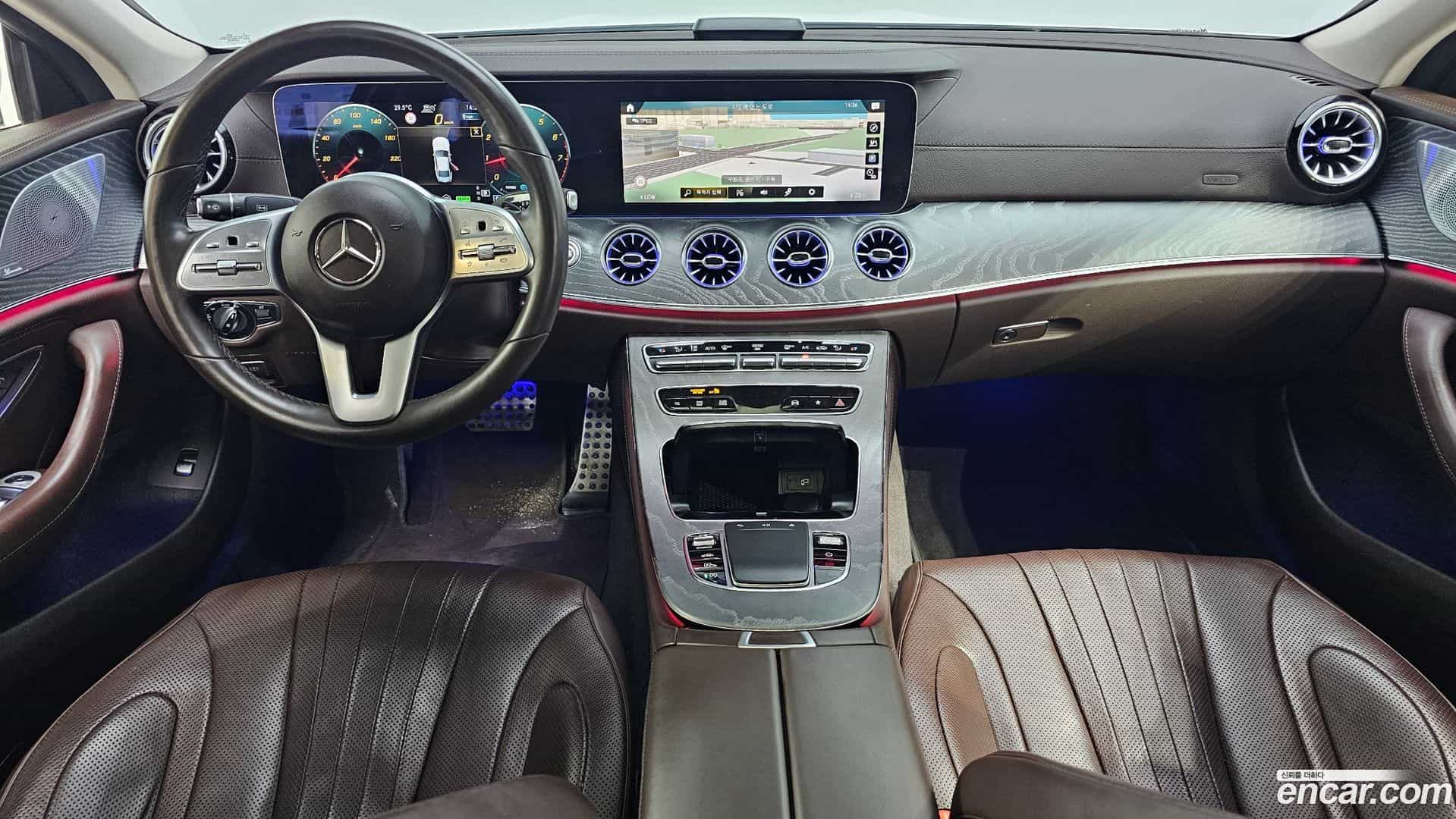 CLS-Class Mercedes-Benz 2021.4-INNER-007
