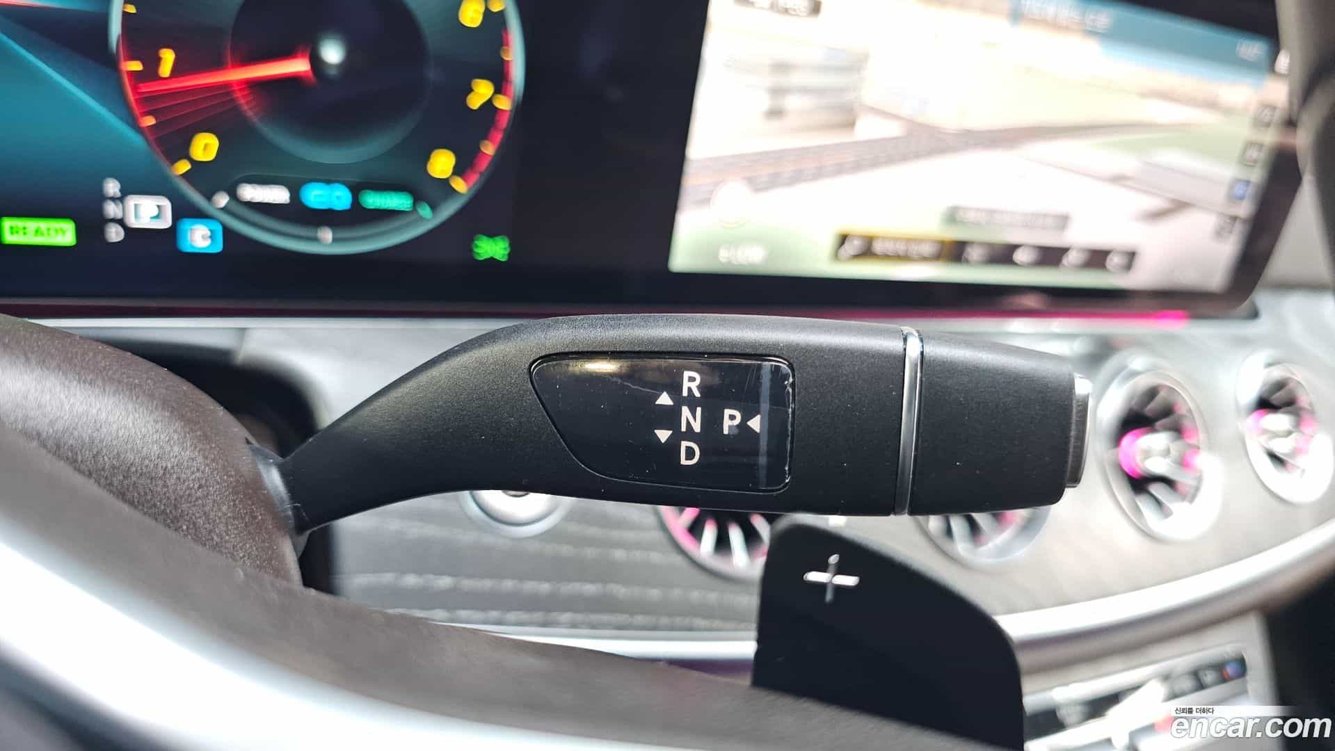 CLS-Class Mercedes-Benz 2021.4-INNER-009