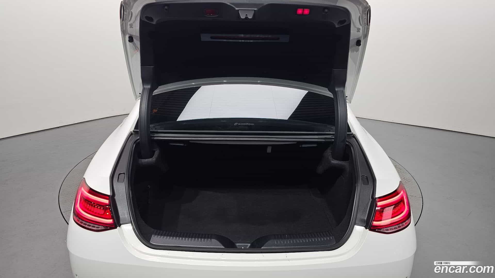 CLS-Class Mercedes-Benz 2021.4-OPTION-022