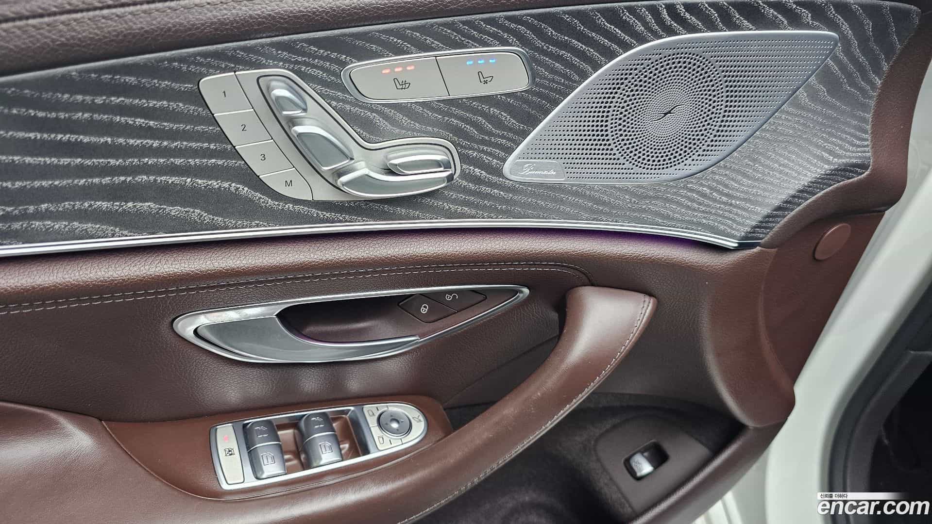 CLS-Class Mercedes-Benz 2021.4-OPTION-040