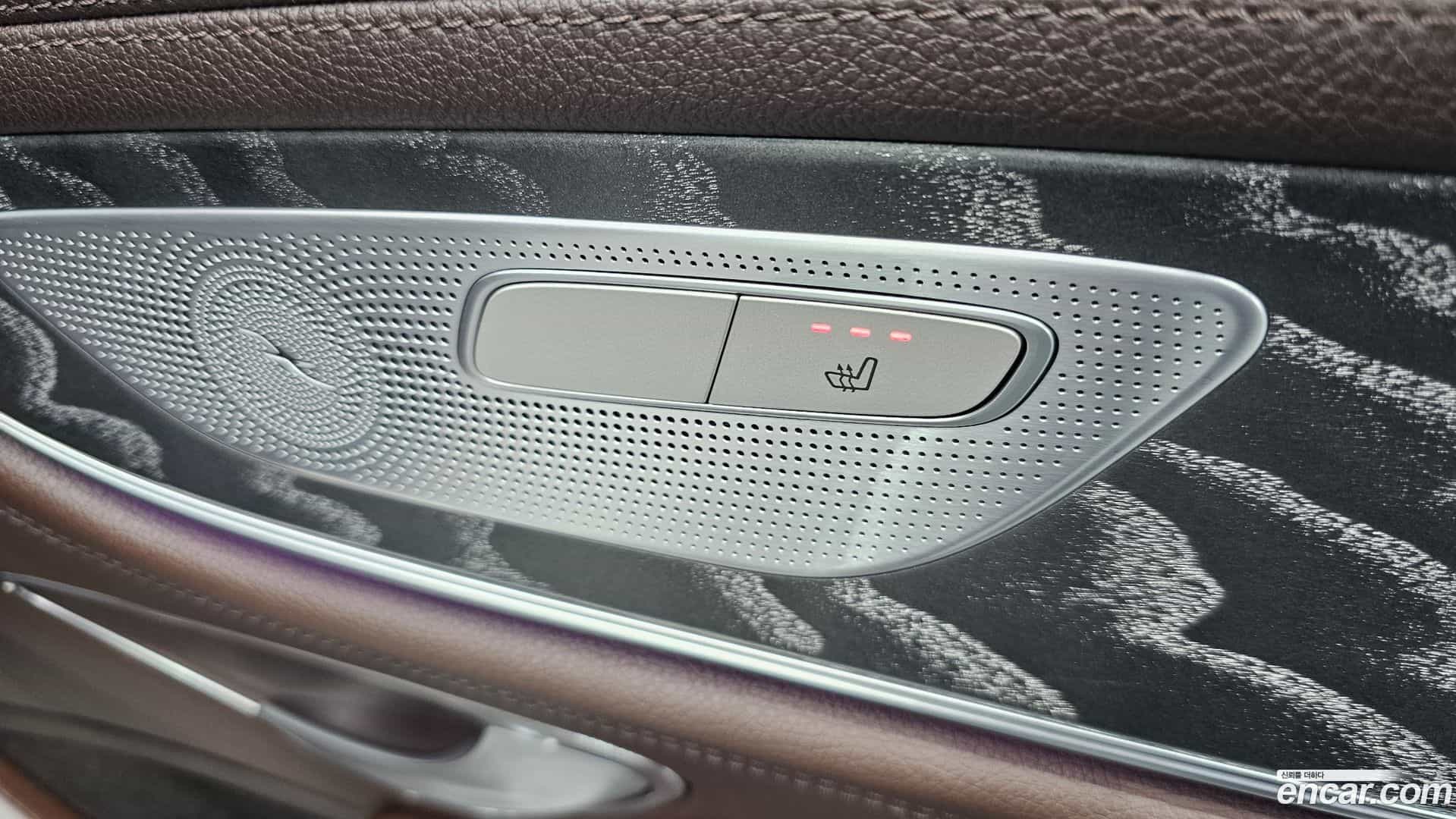 CLS-Class Mercedes-Benz 2021.4-OPTION-041