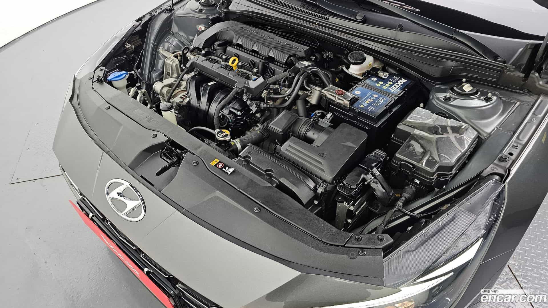 AVANTE Hyundai 2020.6-OUTER-006