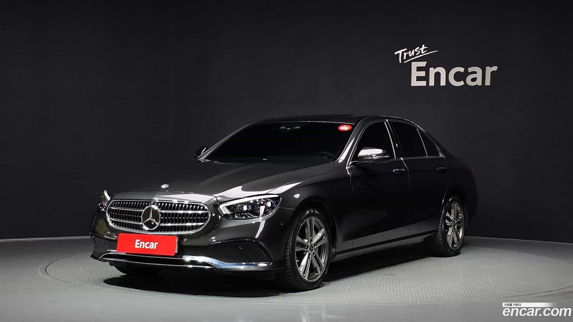 E-Class Mercedes-Benz 2022.4-OUTER-001