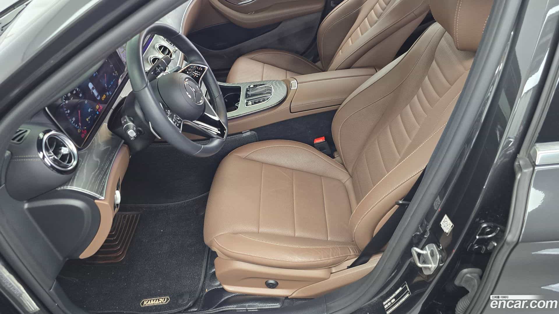 E-Class Mercedes-Benz 2022.4-OPTION-043
