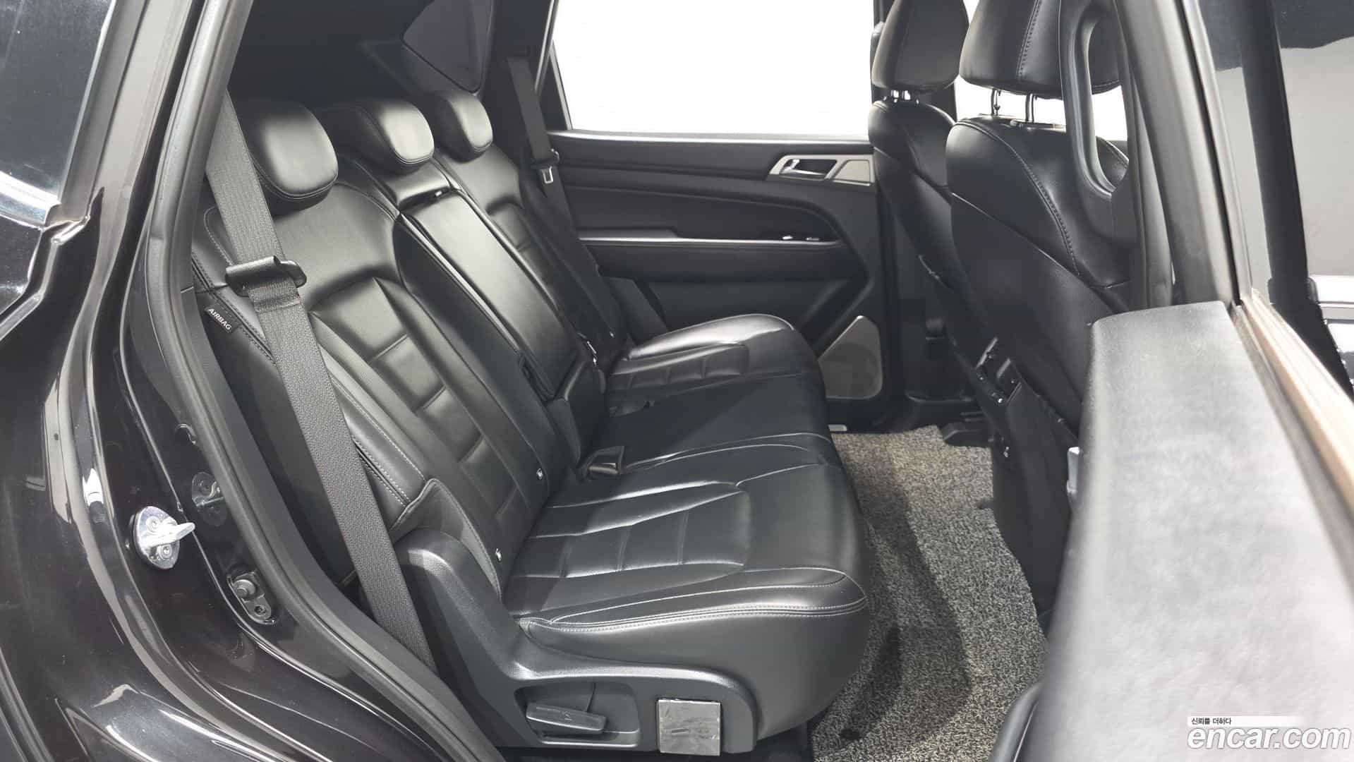 Rexton KG Mobility 2018.9-OPTION-016
