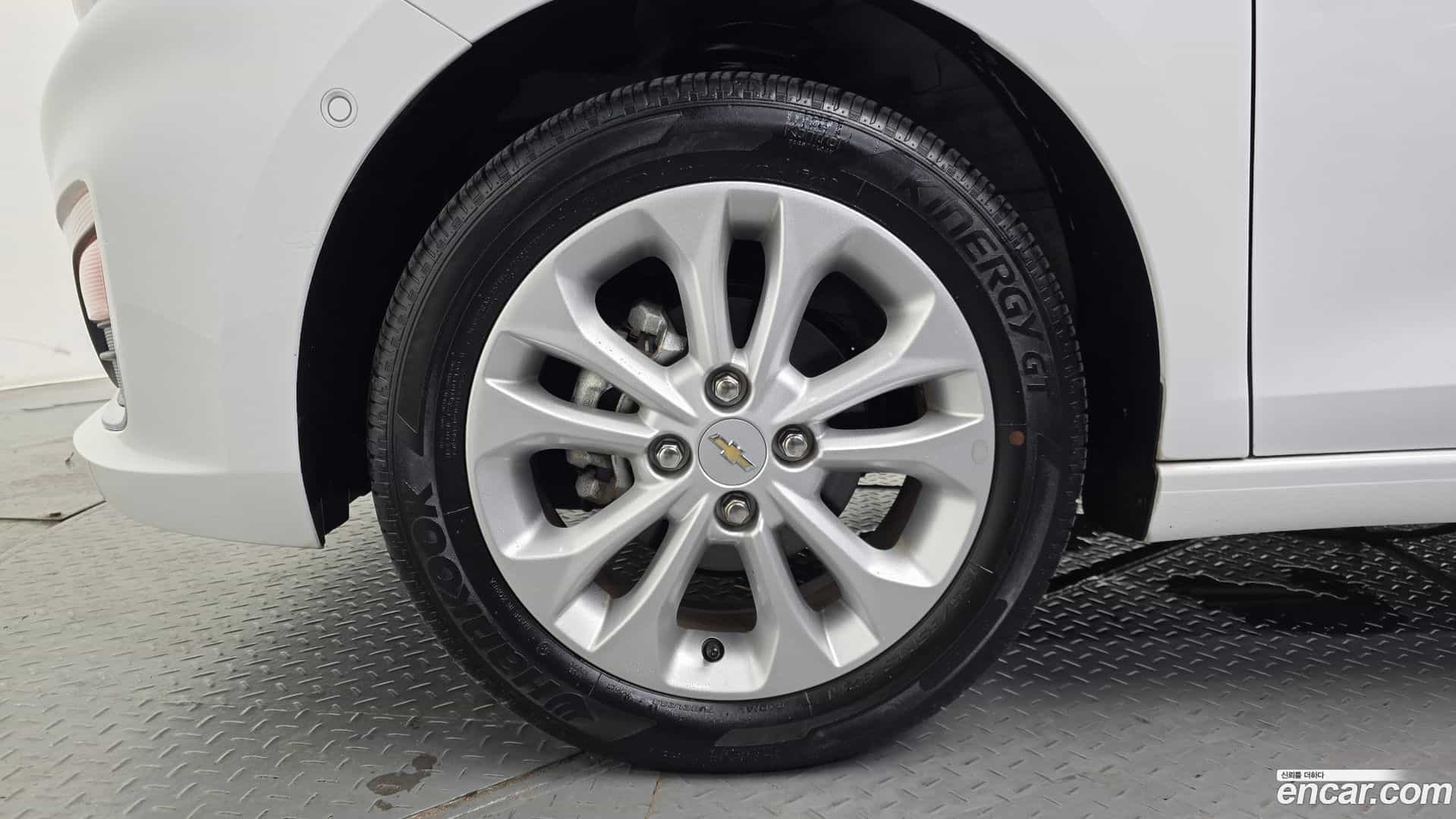 Spark Chevrolet 2021.6-OUTER-005