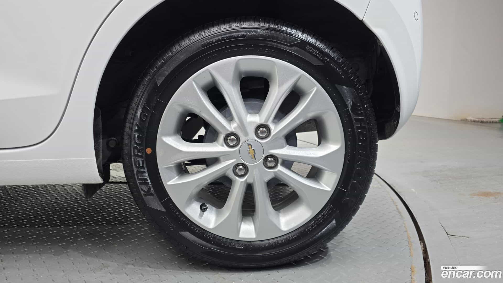 Spark Chevrolet 2021.6-OUTER-031