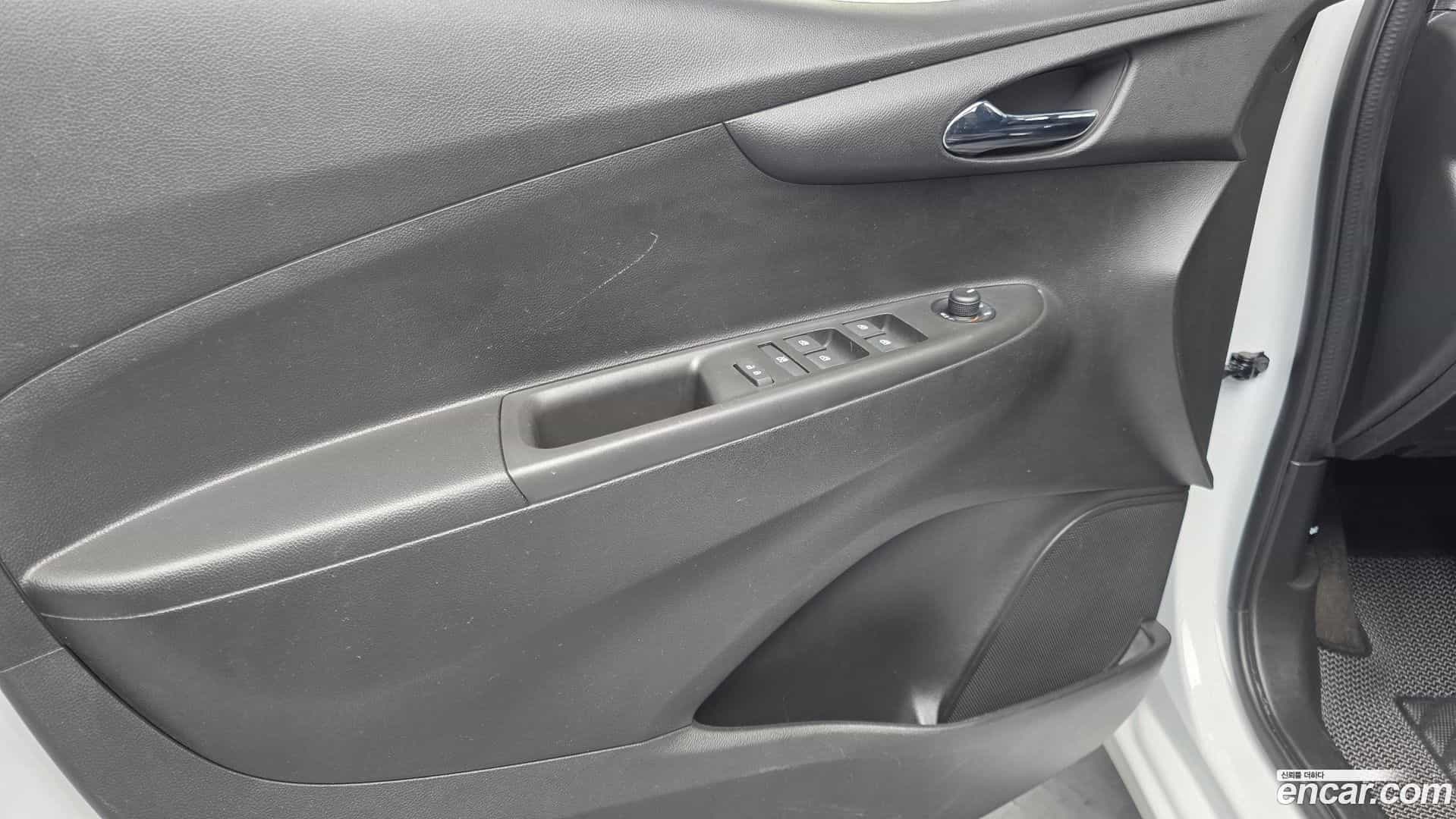 Spark Chevrolet 2021.6-INNER-034