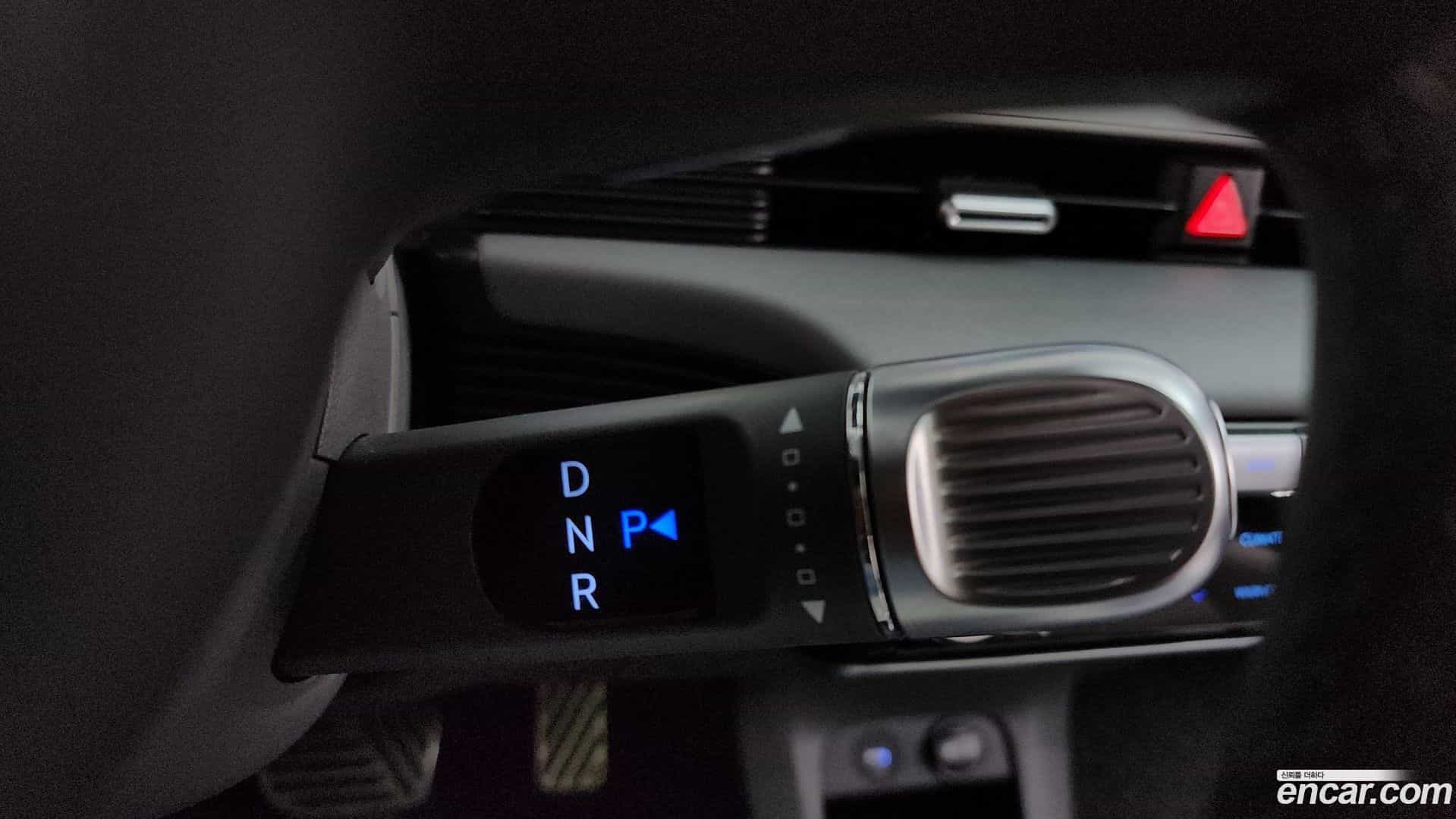 Ioniq5 Hyundai 2022.2-INNER-009
