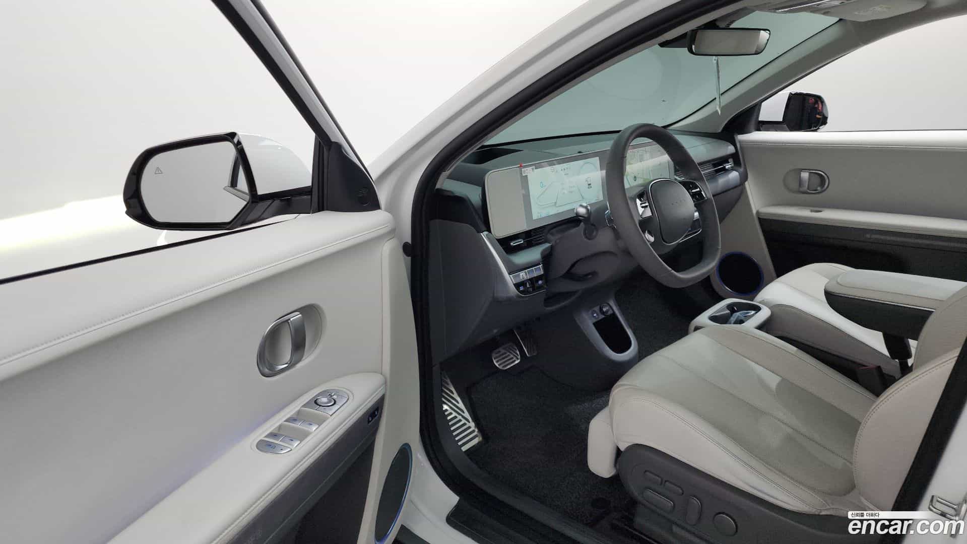 Ioniq5 Hyundai 2022.2-INNER-010