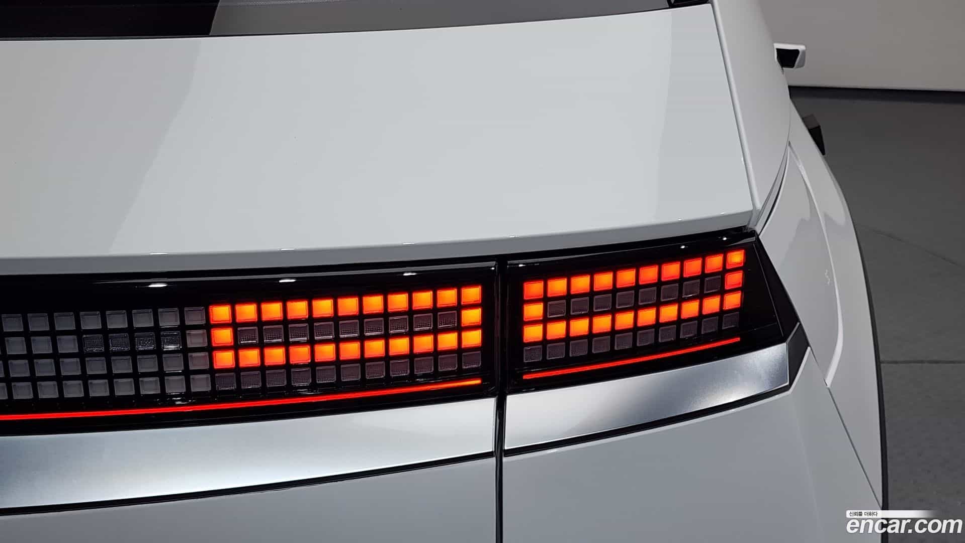 Ioniq5 Hyundai 2022.2-OUTER-033