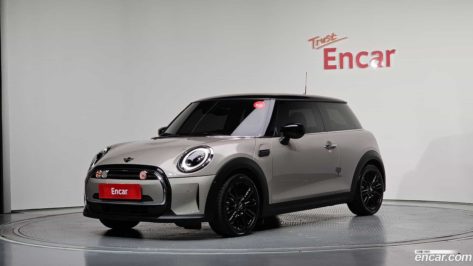 Cooper Mini 2023.9-OUTER-001