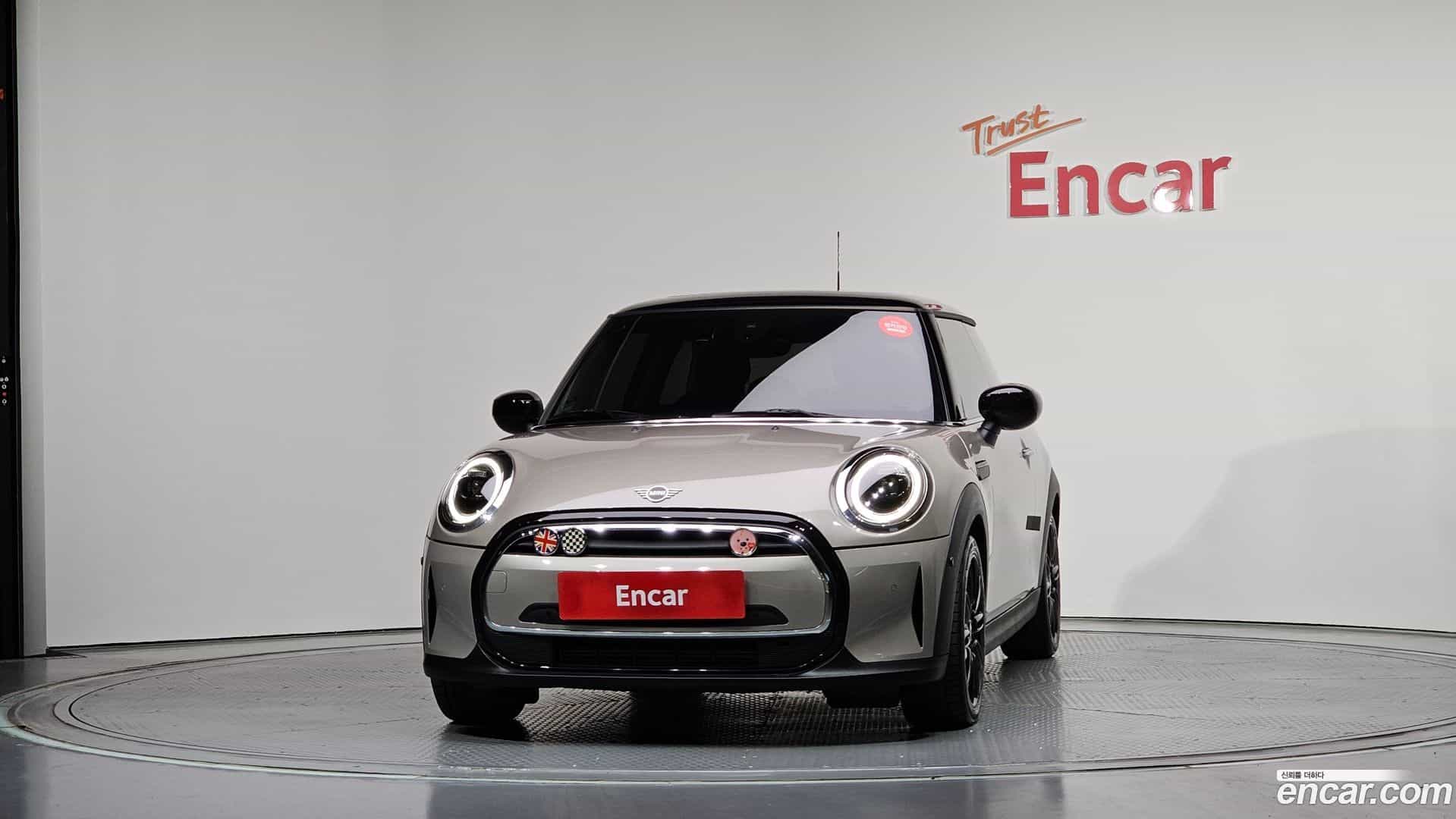 Cooper Mini 2023.9-OUTER-003