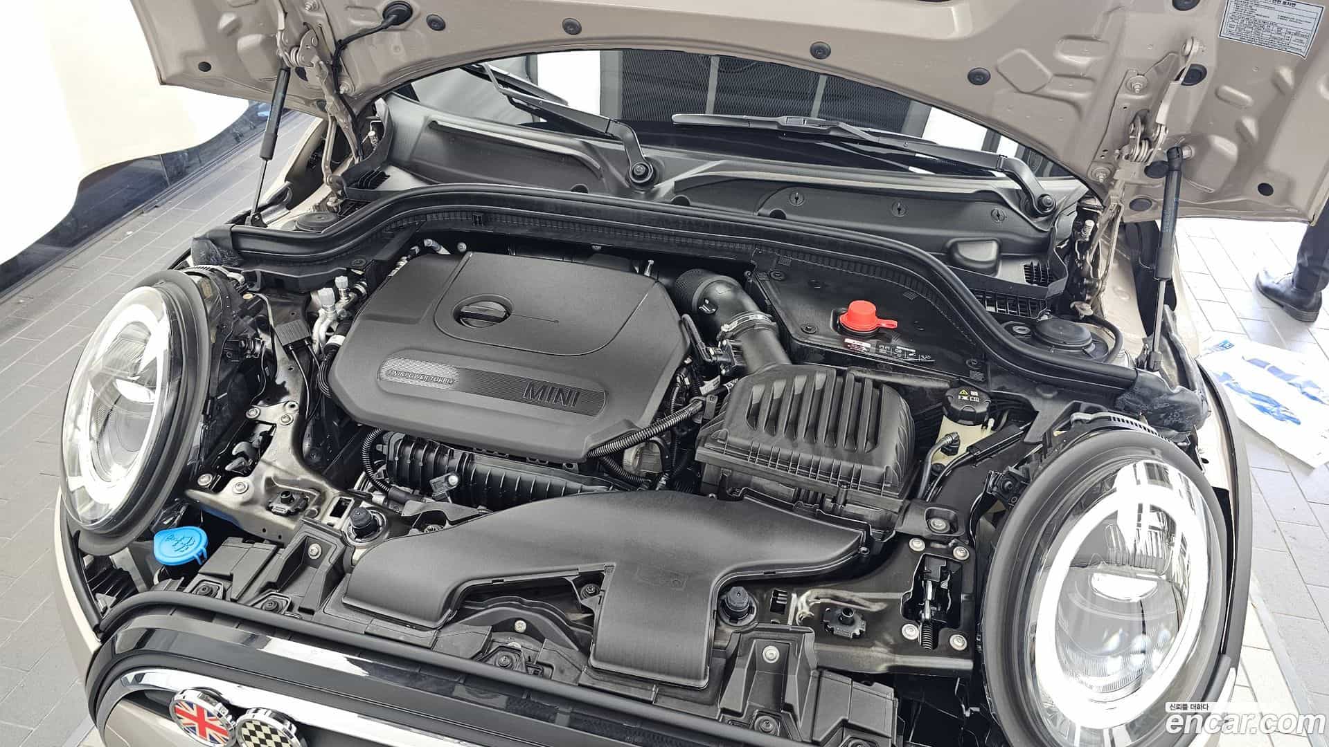 Cooper Mini 2023.9-OUTER-006