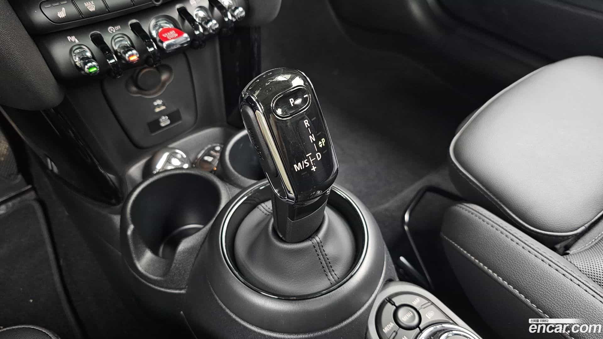 Cooper Mini 2023.9-INNER-009