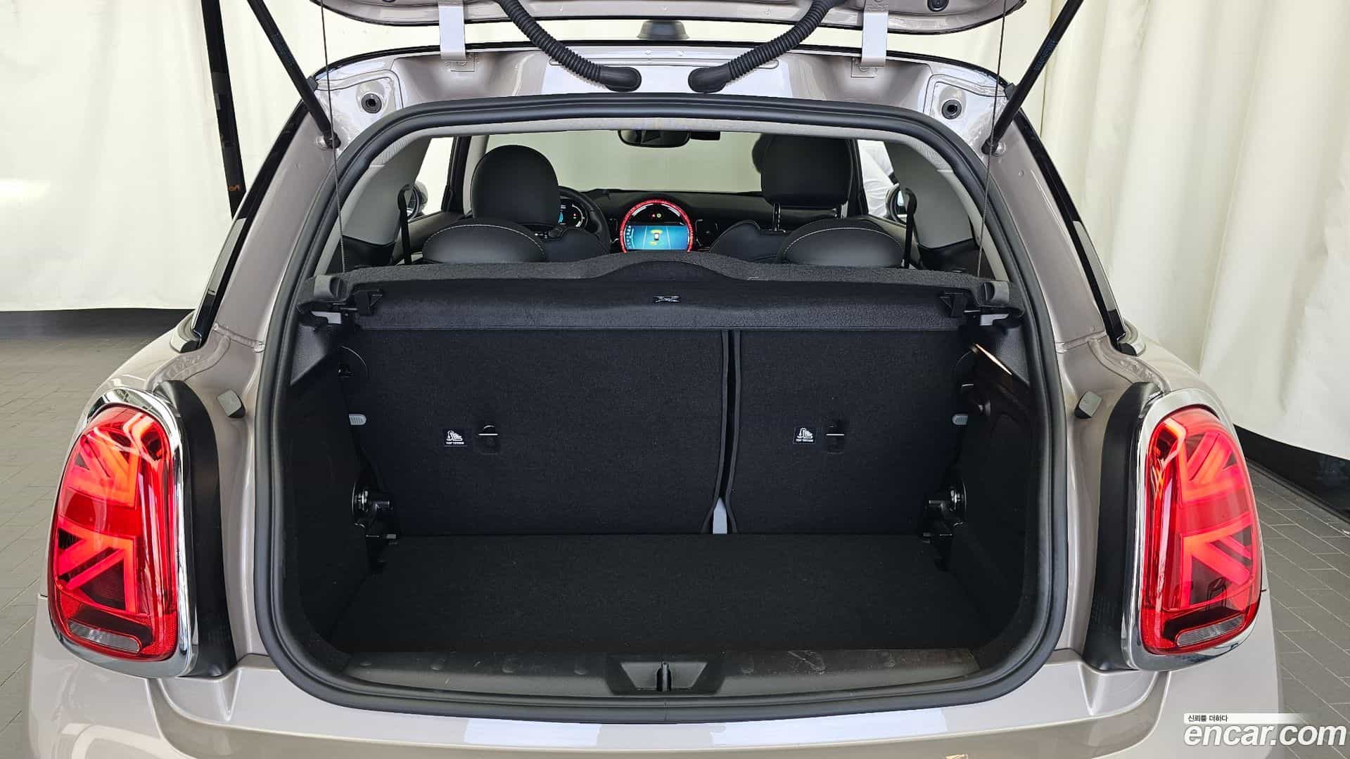 Cooper Mini 2023.9-OPTION-024