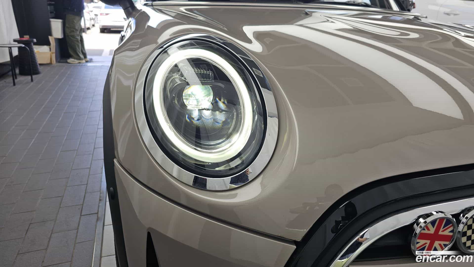 Cooper Mini 2023.9-OUTER-032