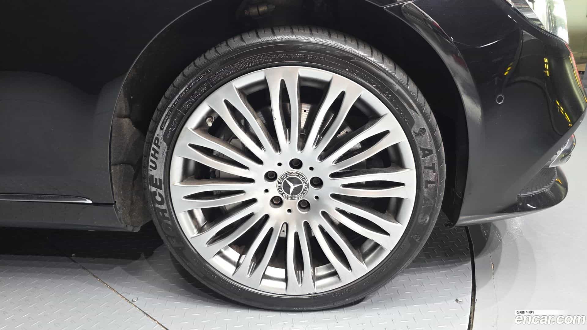 S-Class Mercedes-Benz 2019.3-OUTER-031