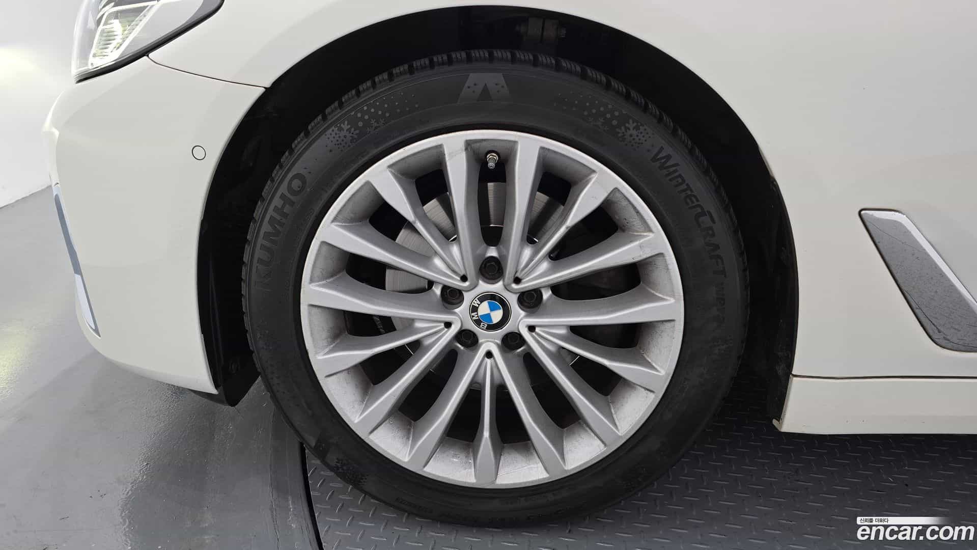 5-Series BMW 2021.10-OUTER-005