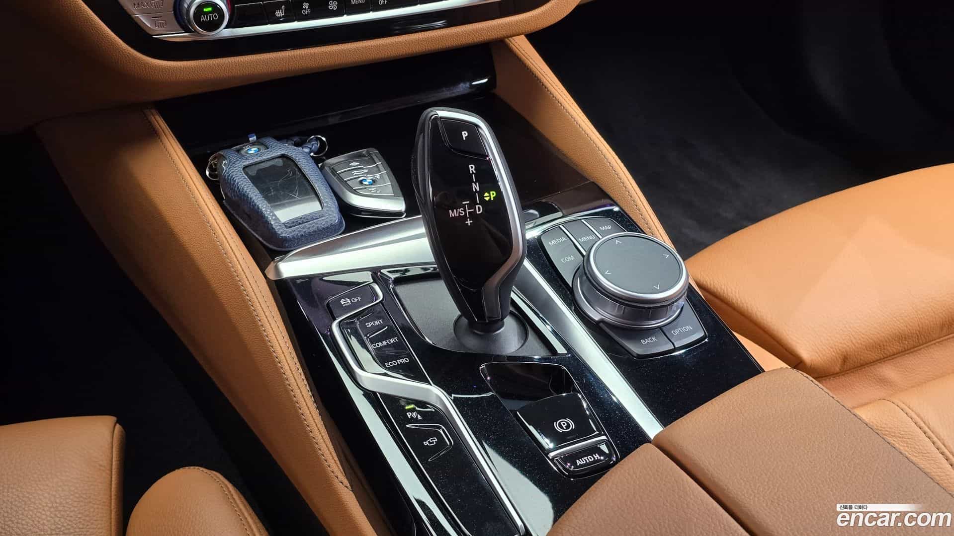 5-Series BMW 2021.10-INNER-009
