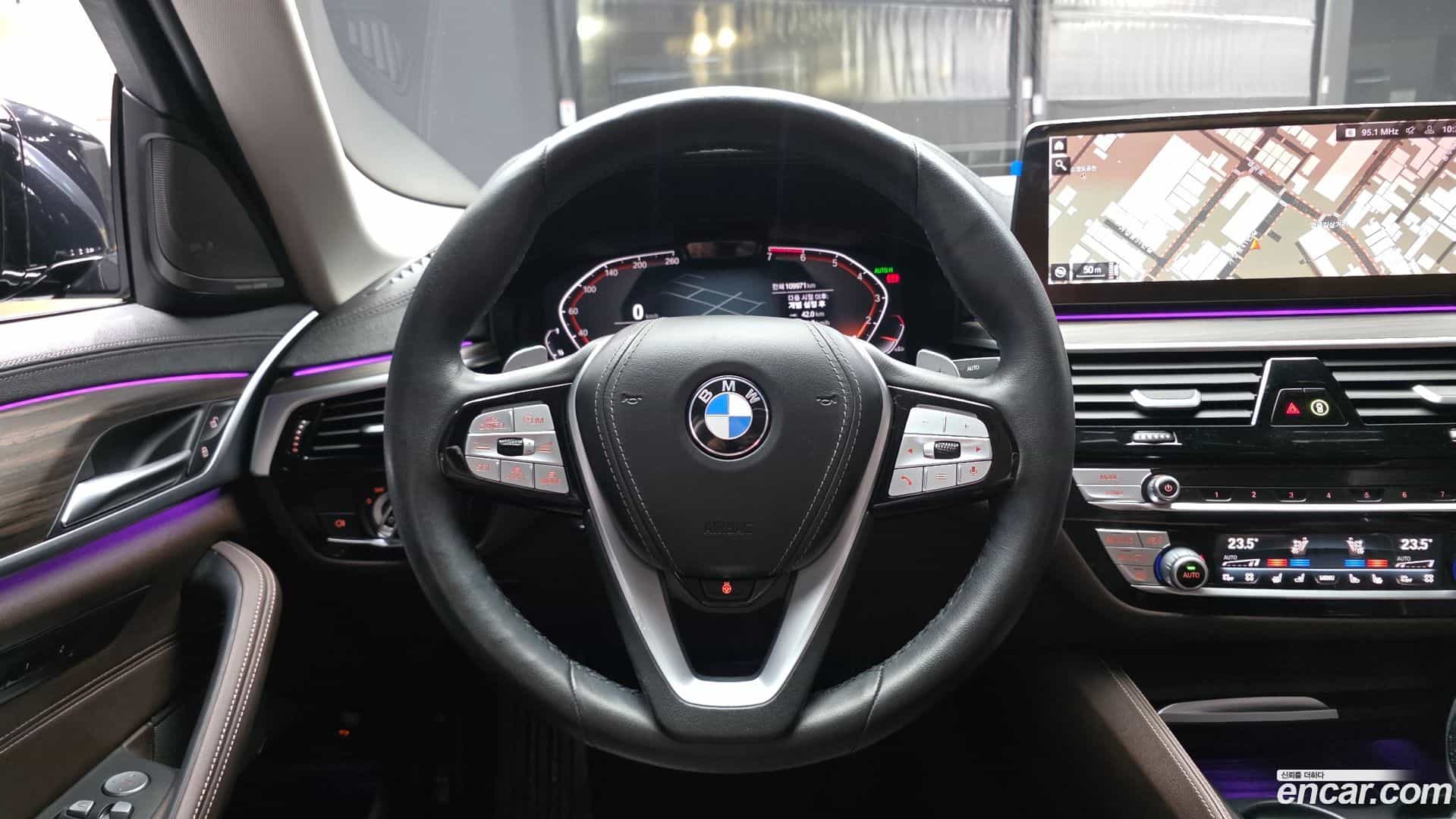 5-Series BMW 2022.0-OPTION-017