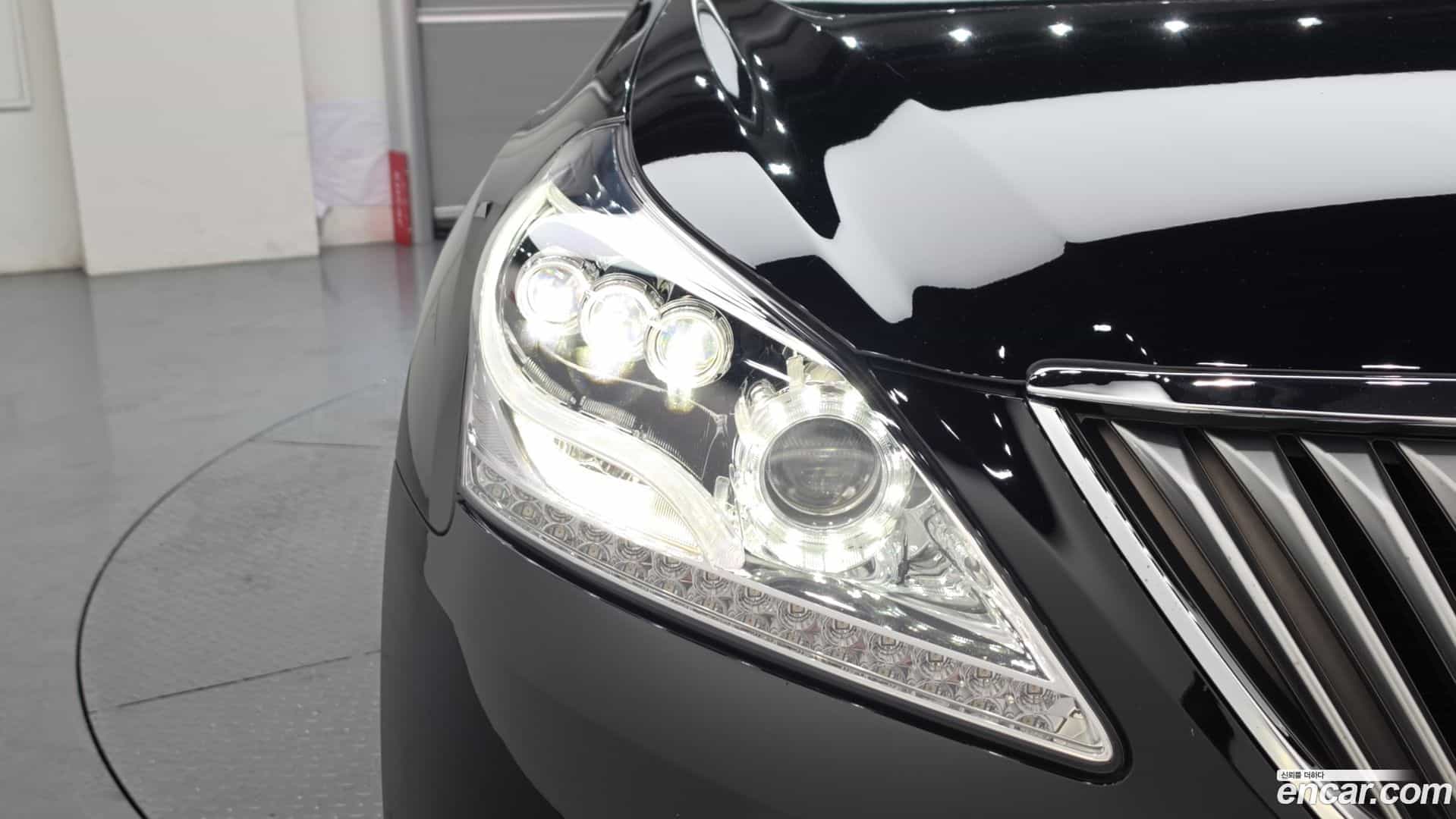 Equus Hyundai 2013.0-OUTER-032