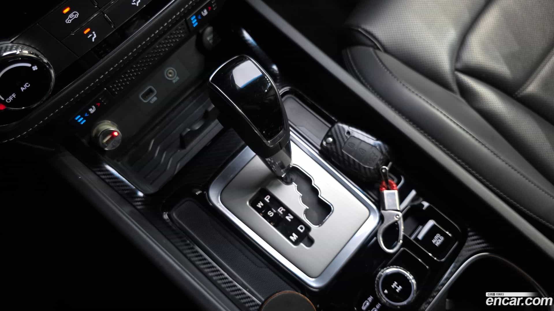 Rexton KG Mobility 2018.2-INNER-009