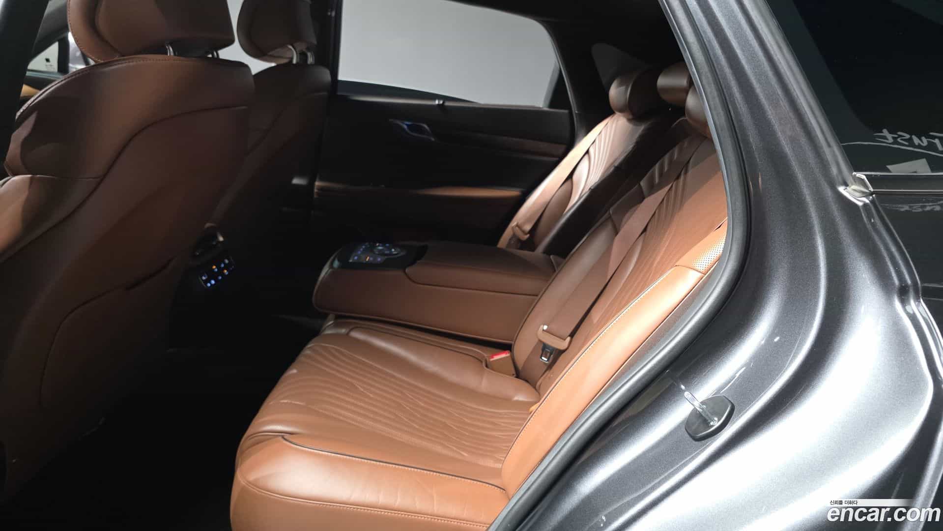 G80 Genesis 2020.7-INNER-036