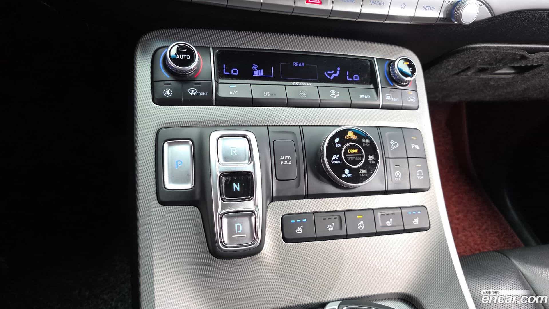 Palisade Hyundai 2020.1-INNER-009