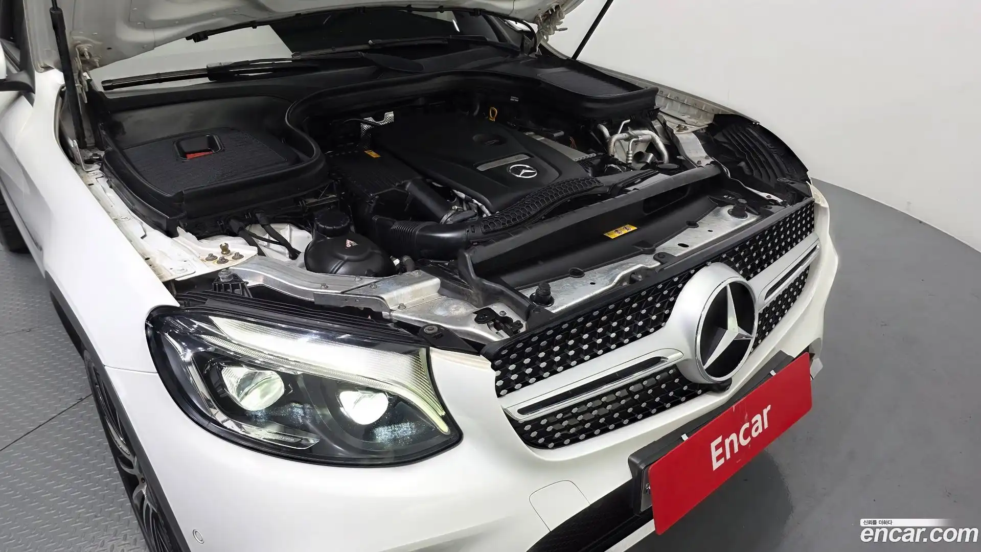GLC-Class Mercedes-Benz 2019.5-OUTER-006