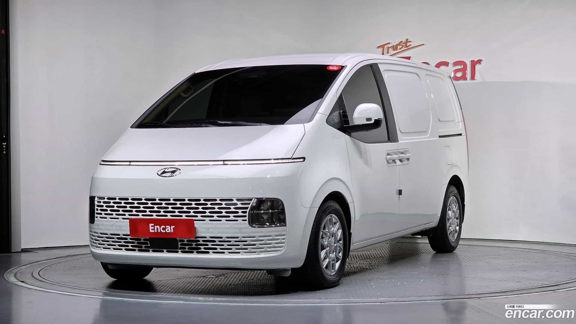 Staria Hyundai 2023.4-OUTER-001