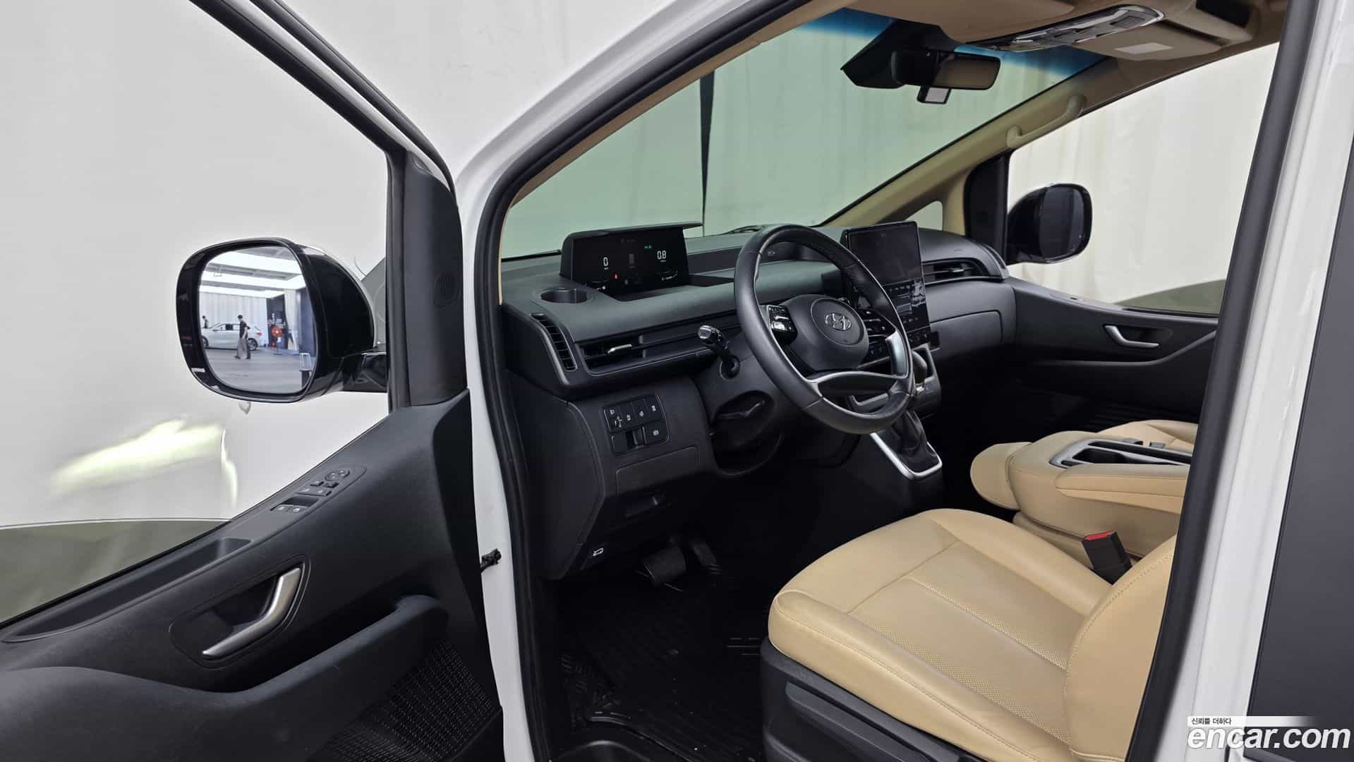 Staria Hyundai 2023.4-INNER-010