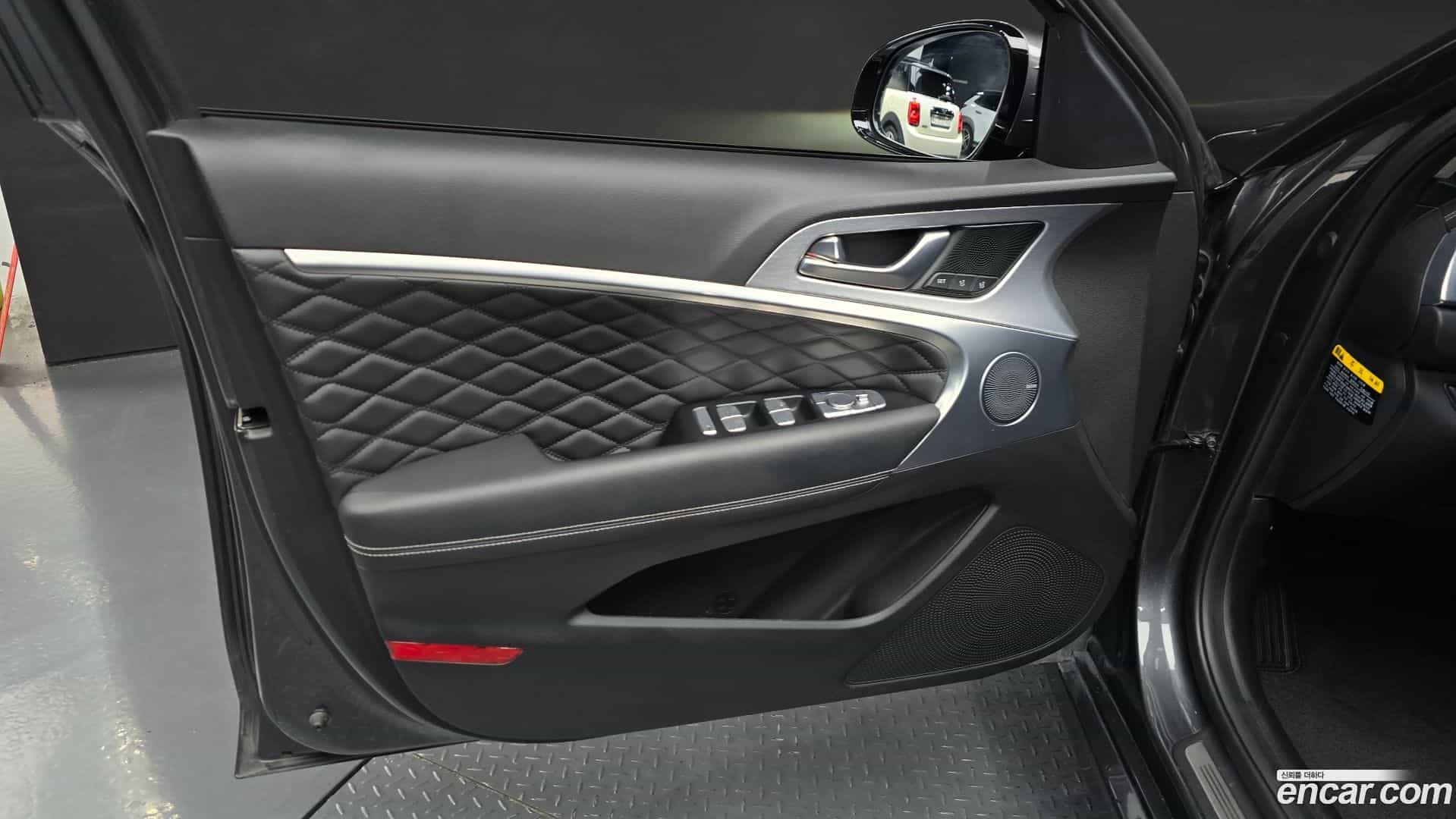 G70 Genesis 2019.4-INNER-034