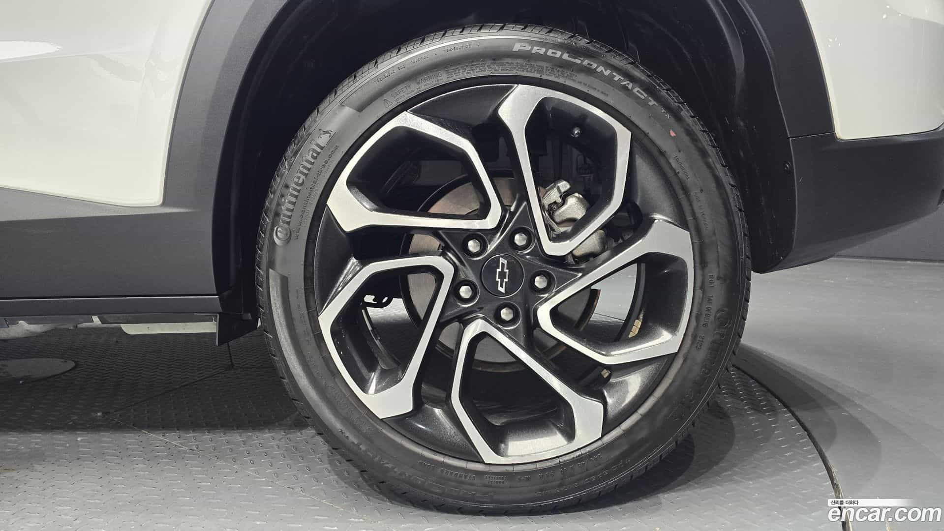 Trax Chevrolet 2024.1-OUTER-031