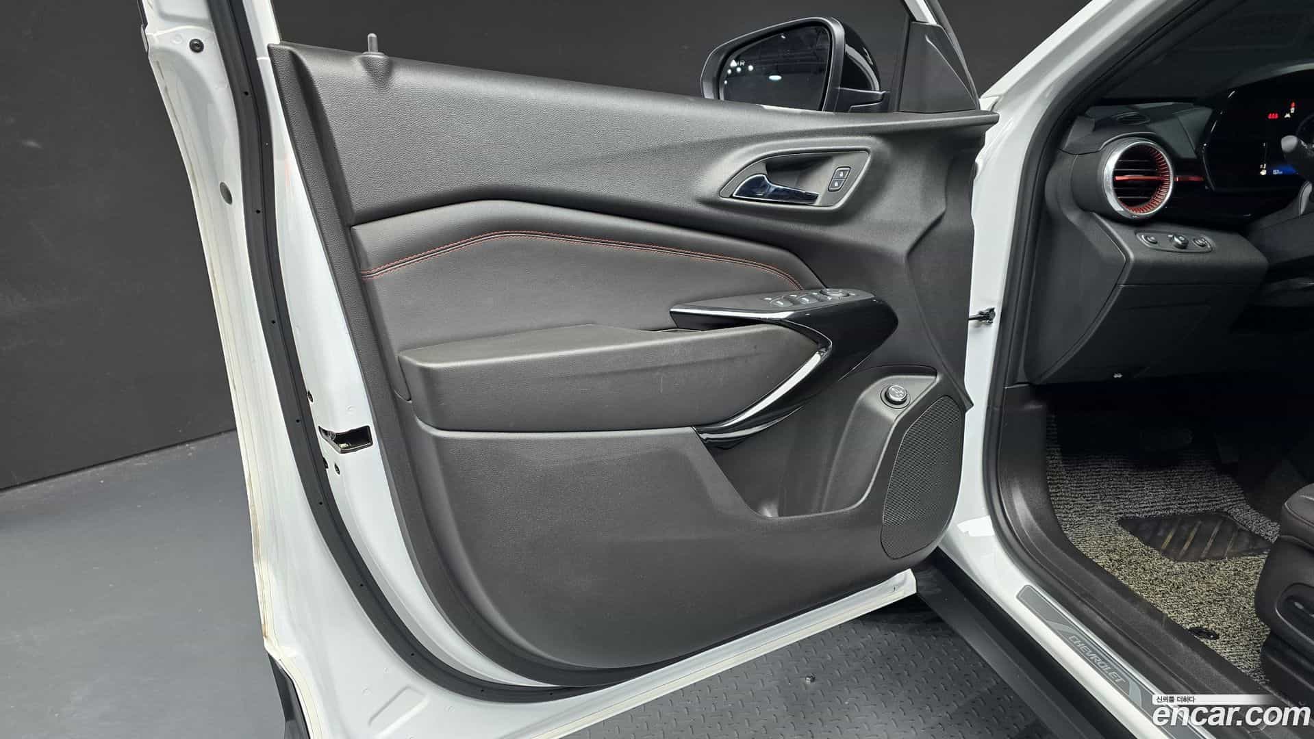 Trax Chevrolet 2024.1-INNER-034