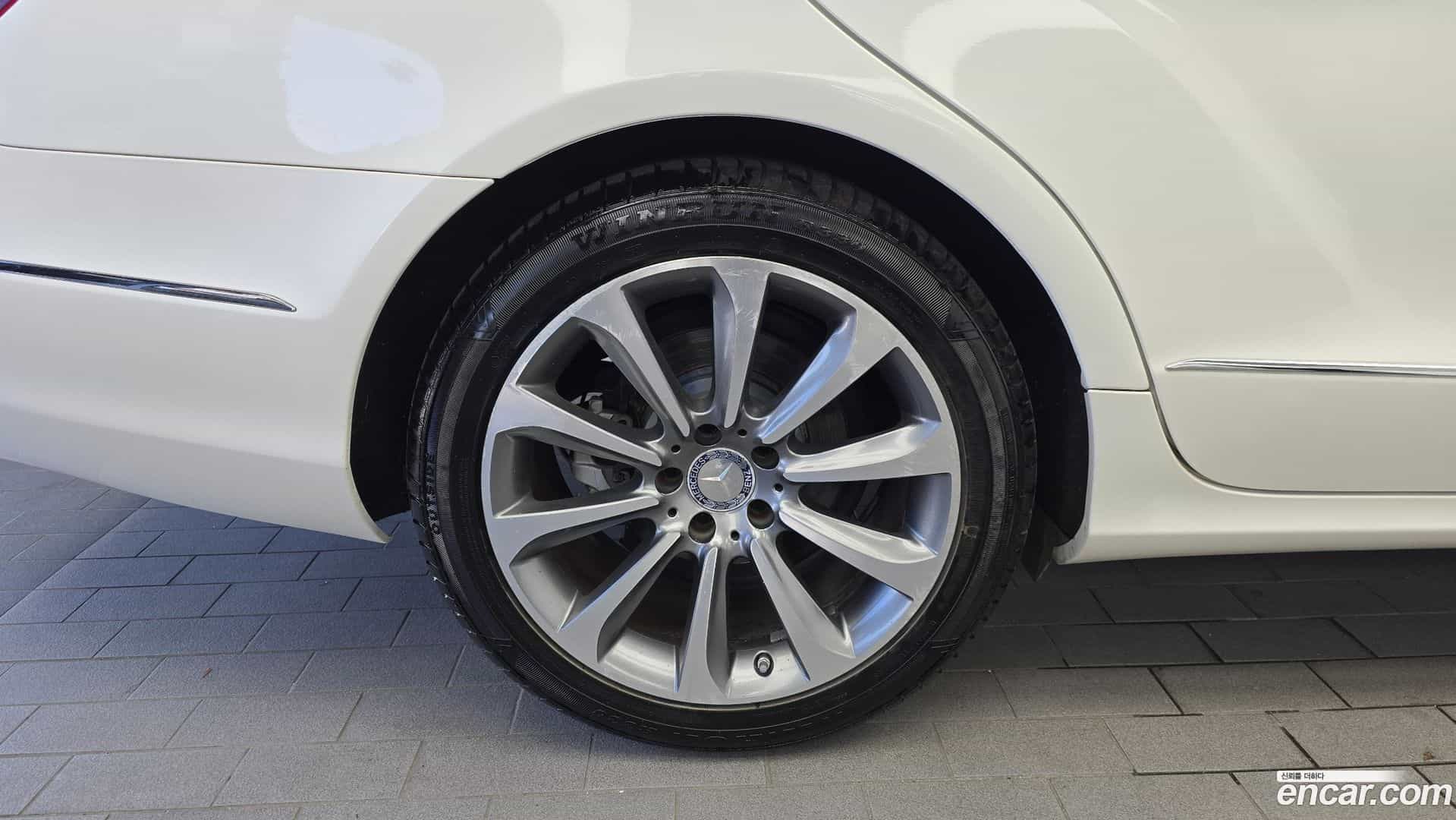 CLS-Class Mercedes-Benz 2015.3-OUTER-005