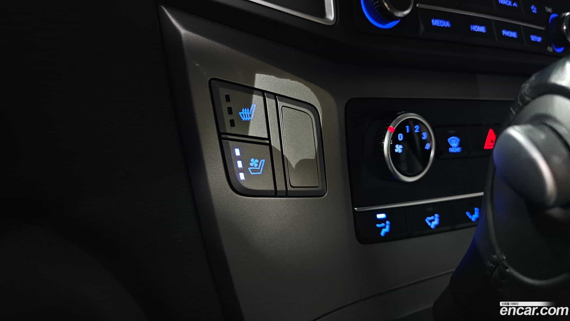 Starex Hyundai 2019.10-OPTION-024