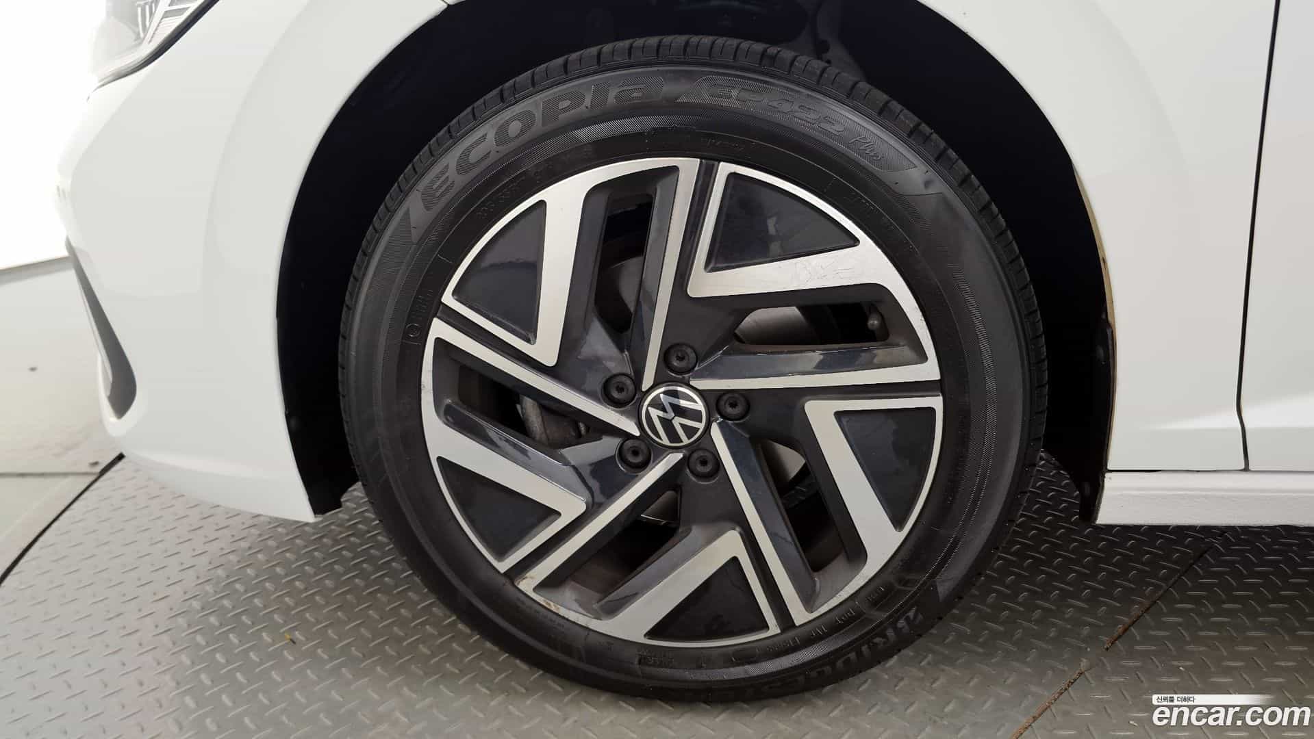 Jetta Volkswagen 2024.10-OUTER-005