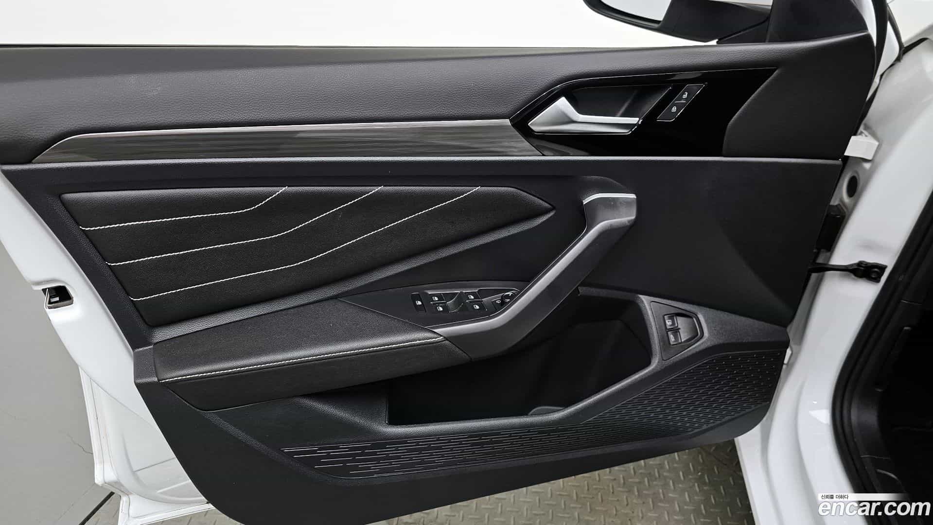 Jetta Volkswagen 2024.10-INNER-034