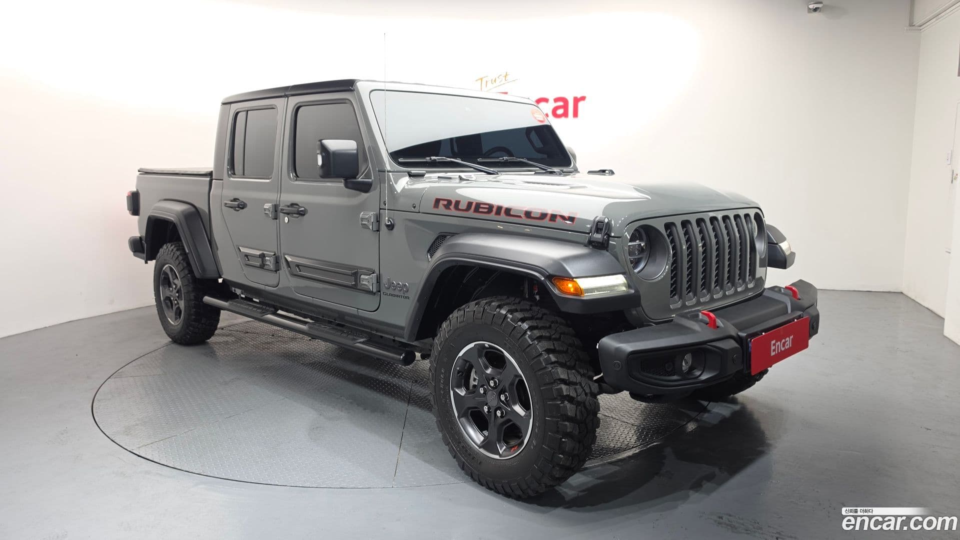 Main__Slider__Photo:Gladiator Jeep 2022.11-0
