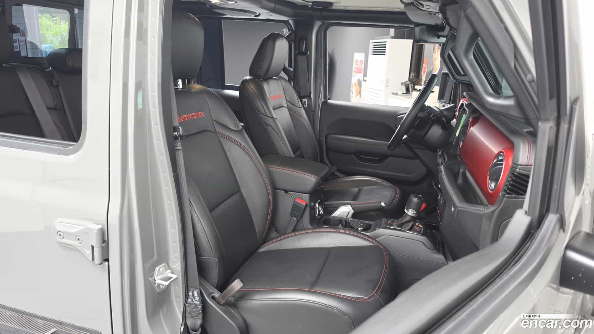 Gladiator Jeep 2022.11-INNER-036