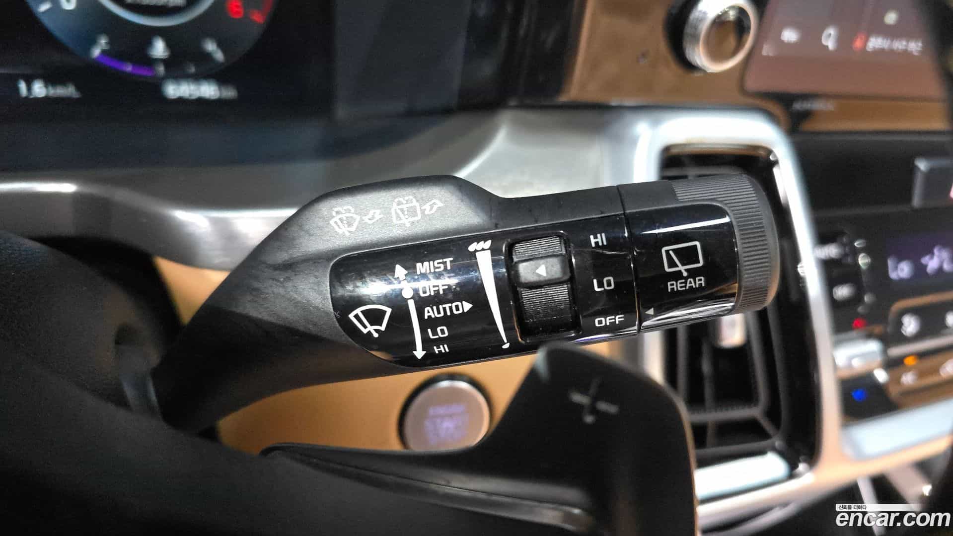 Sorento Kia 2020.4-OPTION-022