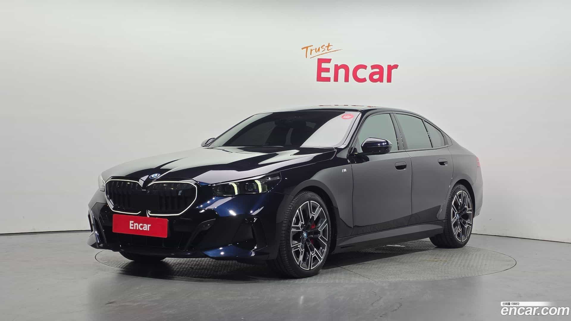 i5 BMW 2023.8-OUTER-001