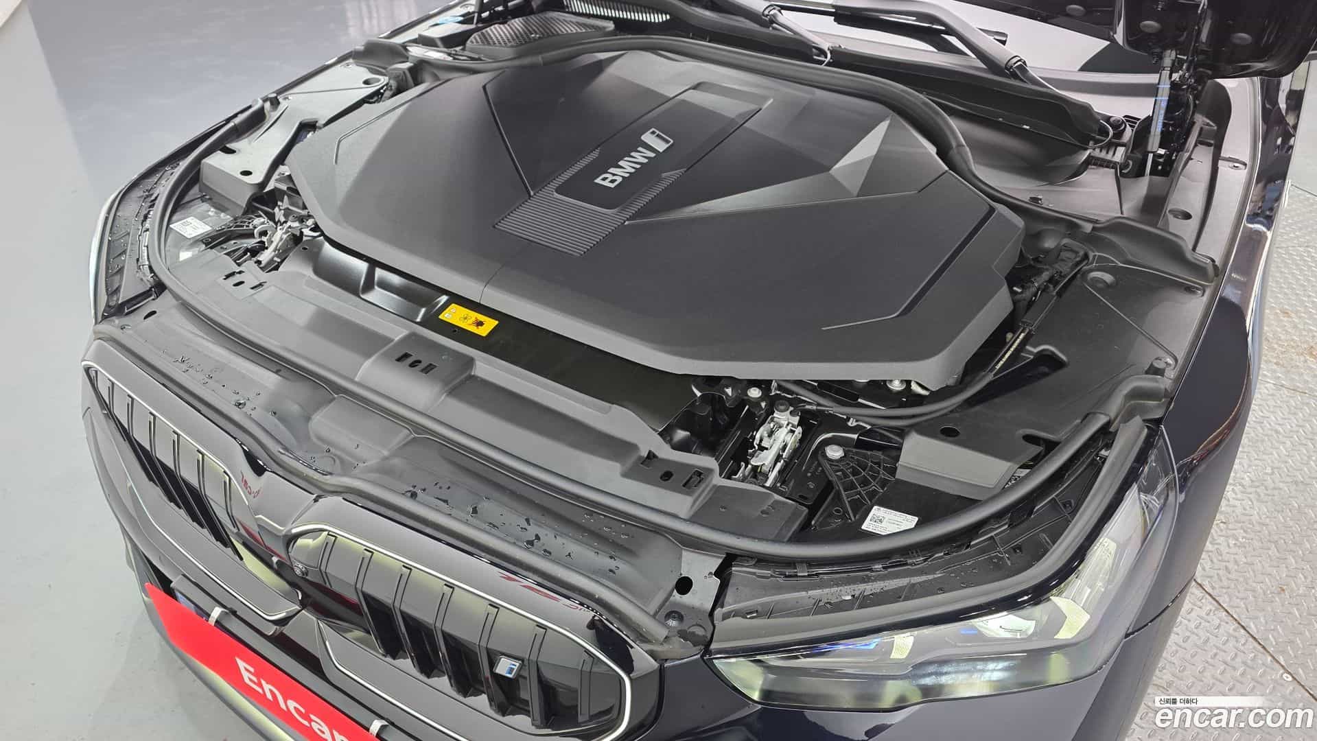 i5 BMW 2023.8-OUTER-006