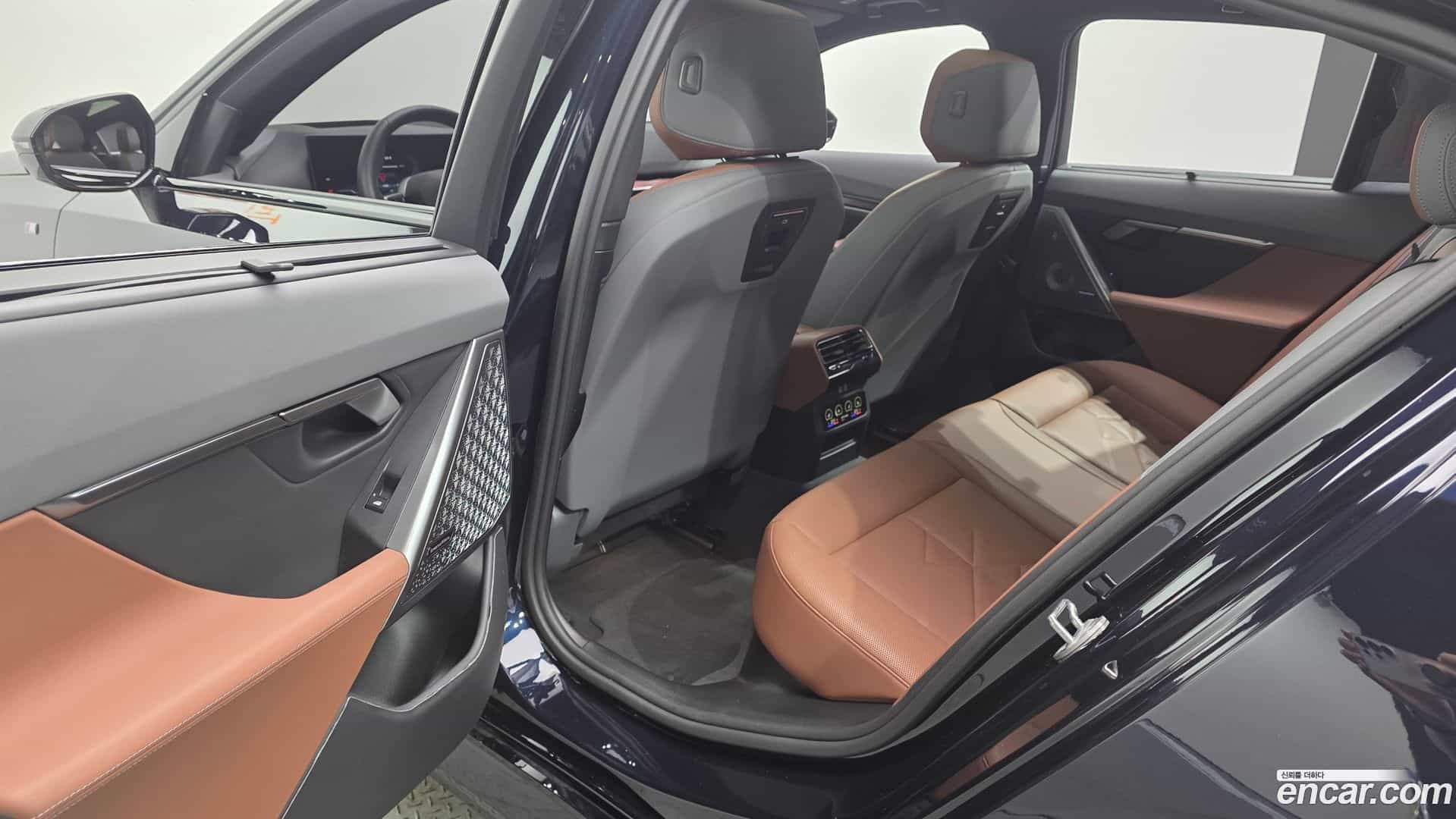 i5 BMW 2023.8-OPTION-016