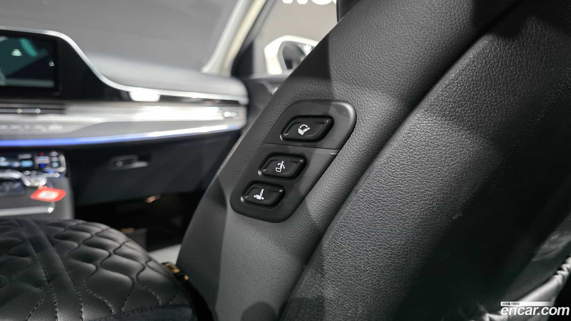 Grandeur Hyundai 2020.8-OPTION-041